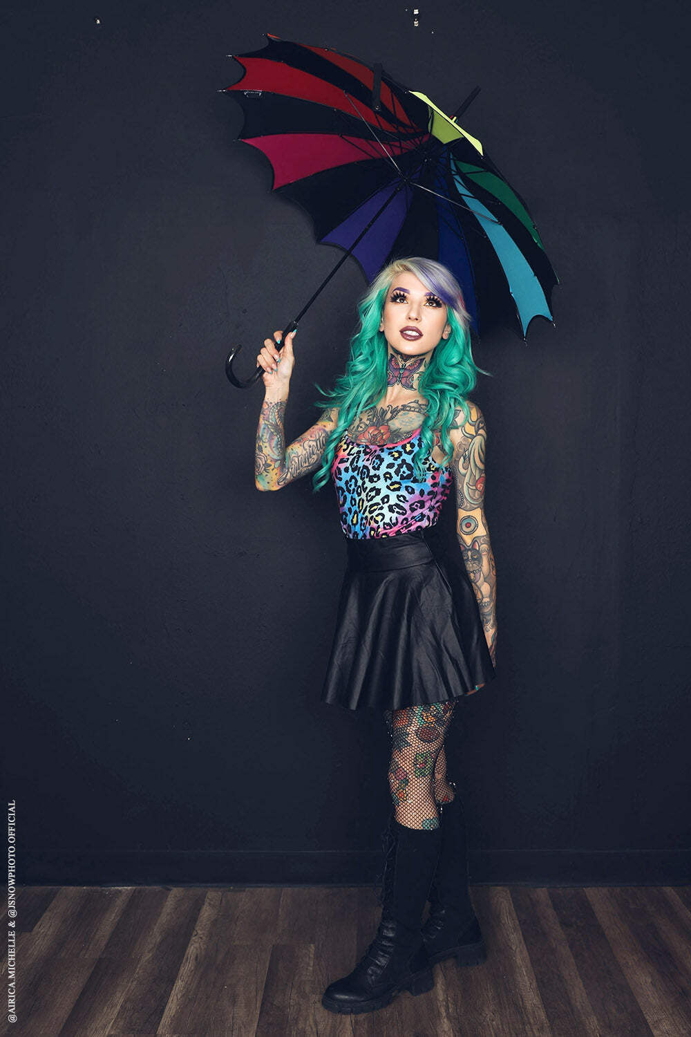 Batwing Pagoda Umbrella [Goth Rainbow]
