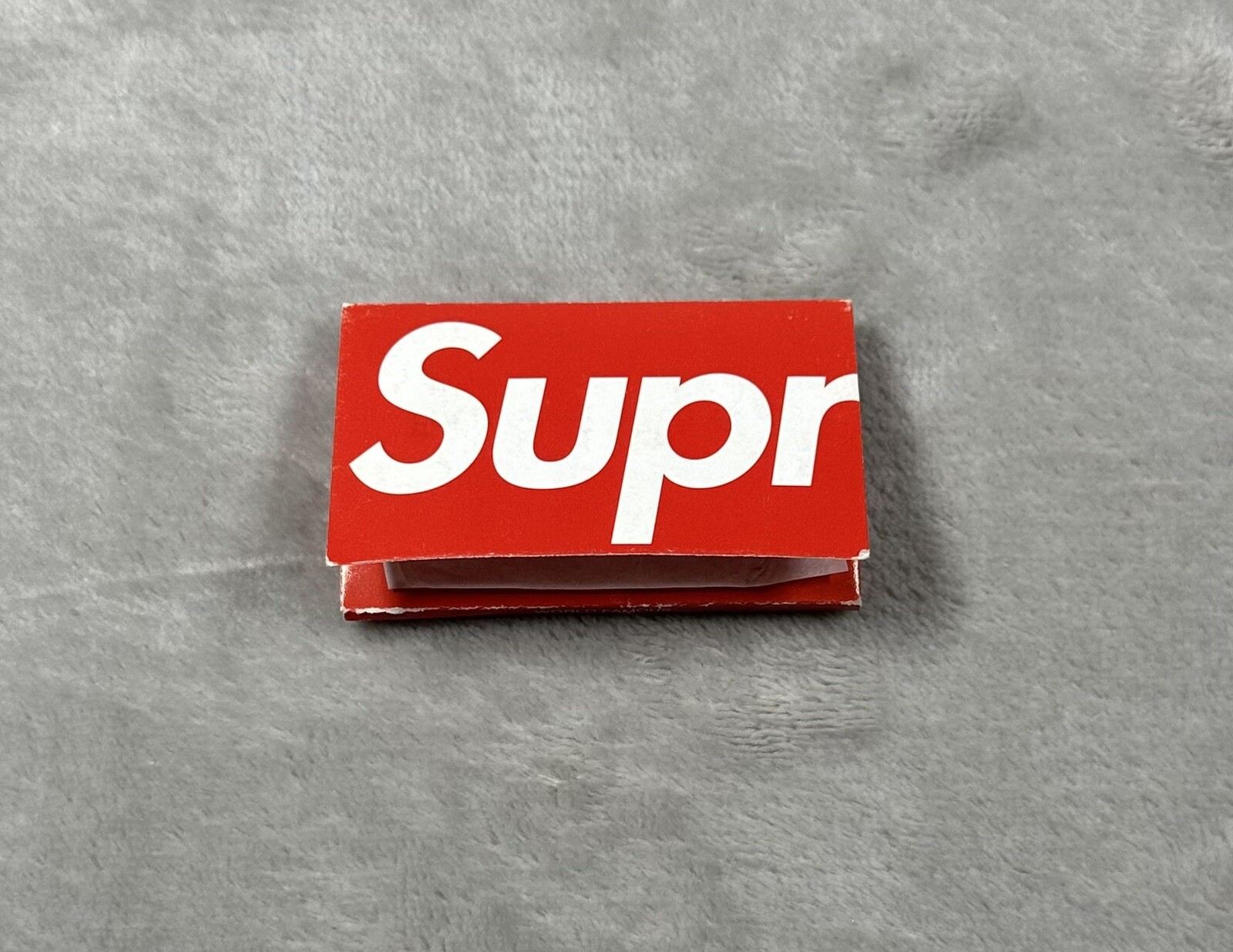 Supreme Rolling Papers Red SS08 2008 New 100% Authentic Rare Grail Accessory
