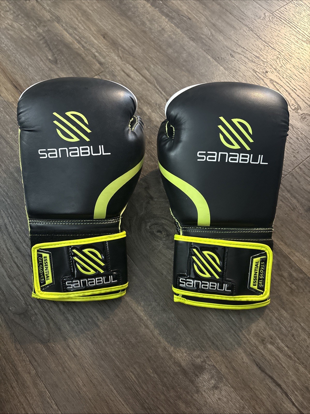 Sanabul Essential GEL Boxing Kickboxing Training Gloves 16 Ounce Black Yellow