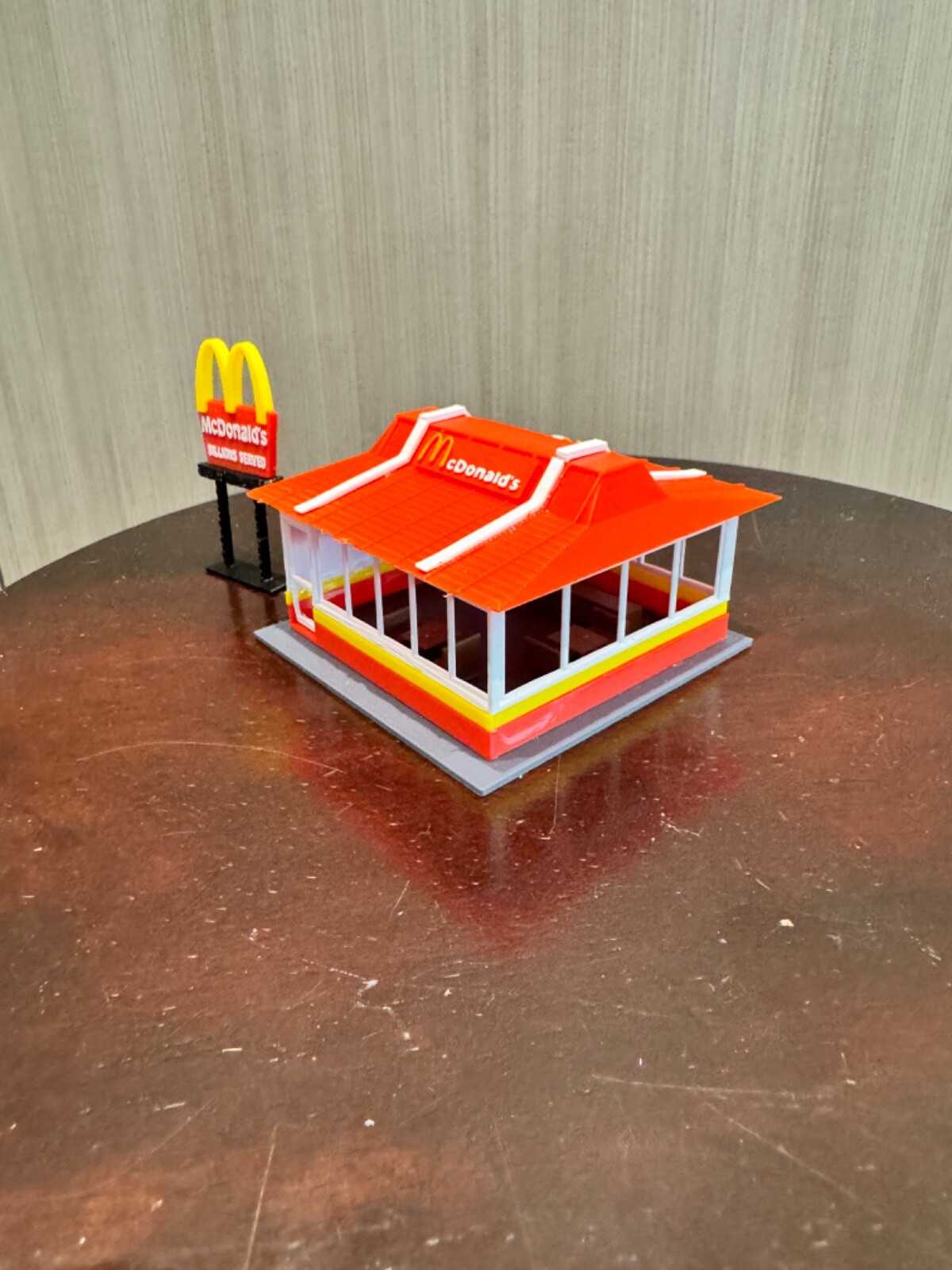 HO McDonalds Building