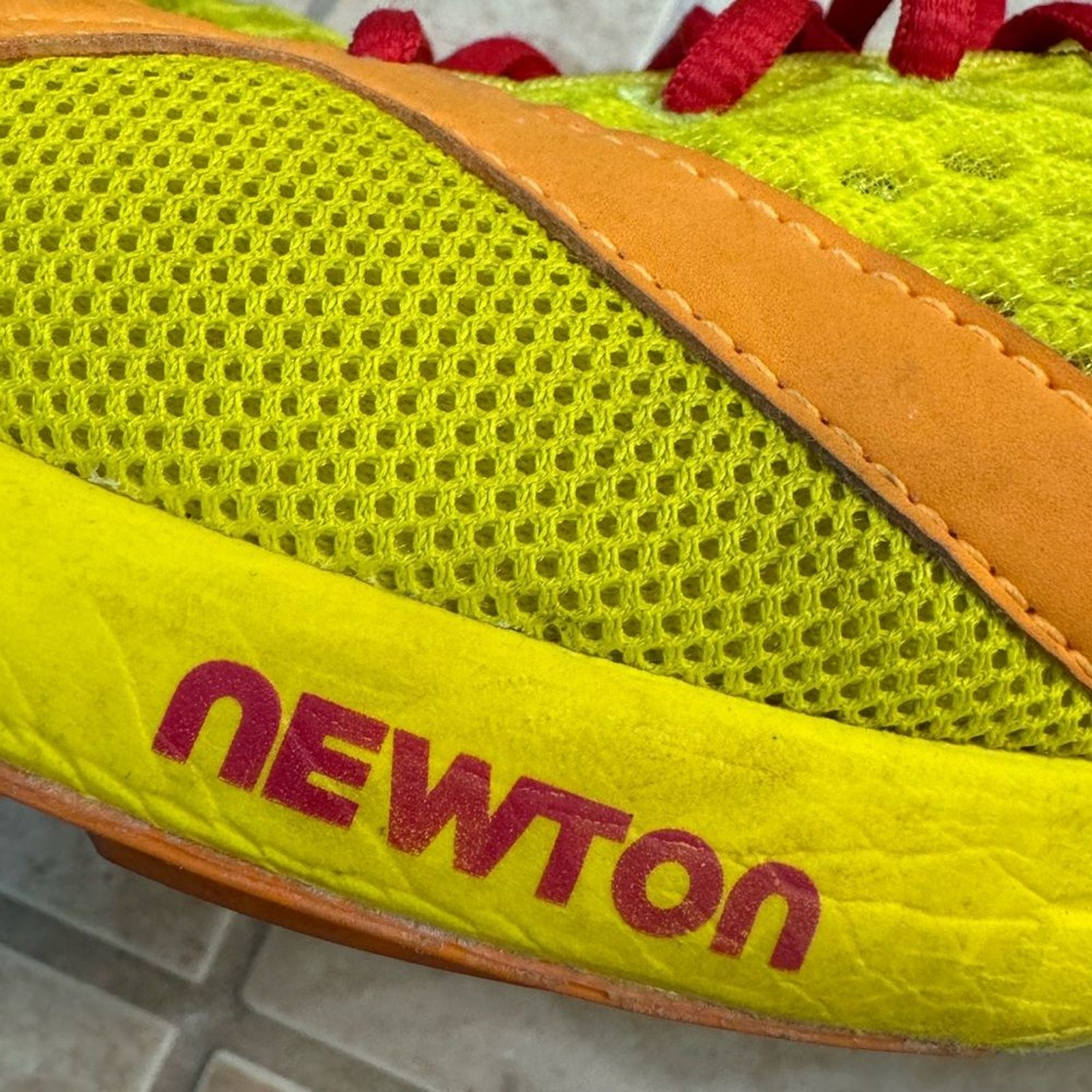 Nice Newton Distance S Yellow High End Men’s 13 Running Shoes RARE