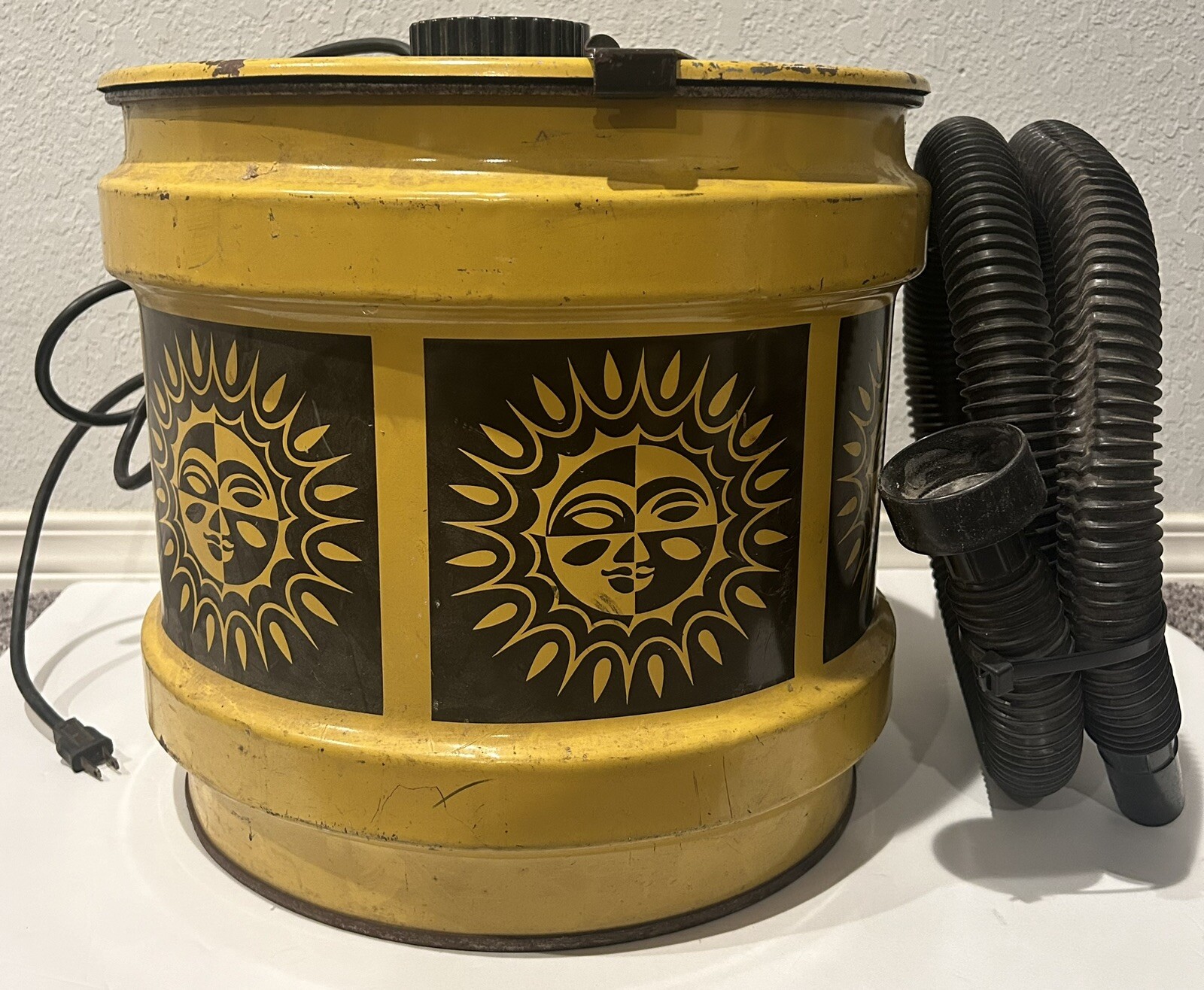 Vintage Sears Roebuck Simpson Sun Motif Drum Metal Canister Shop Vac Vacuum