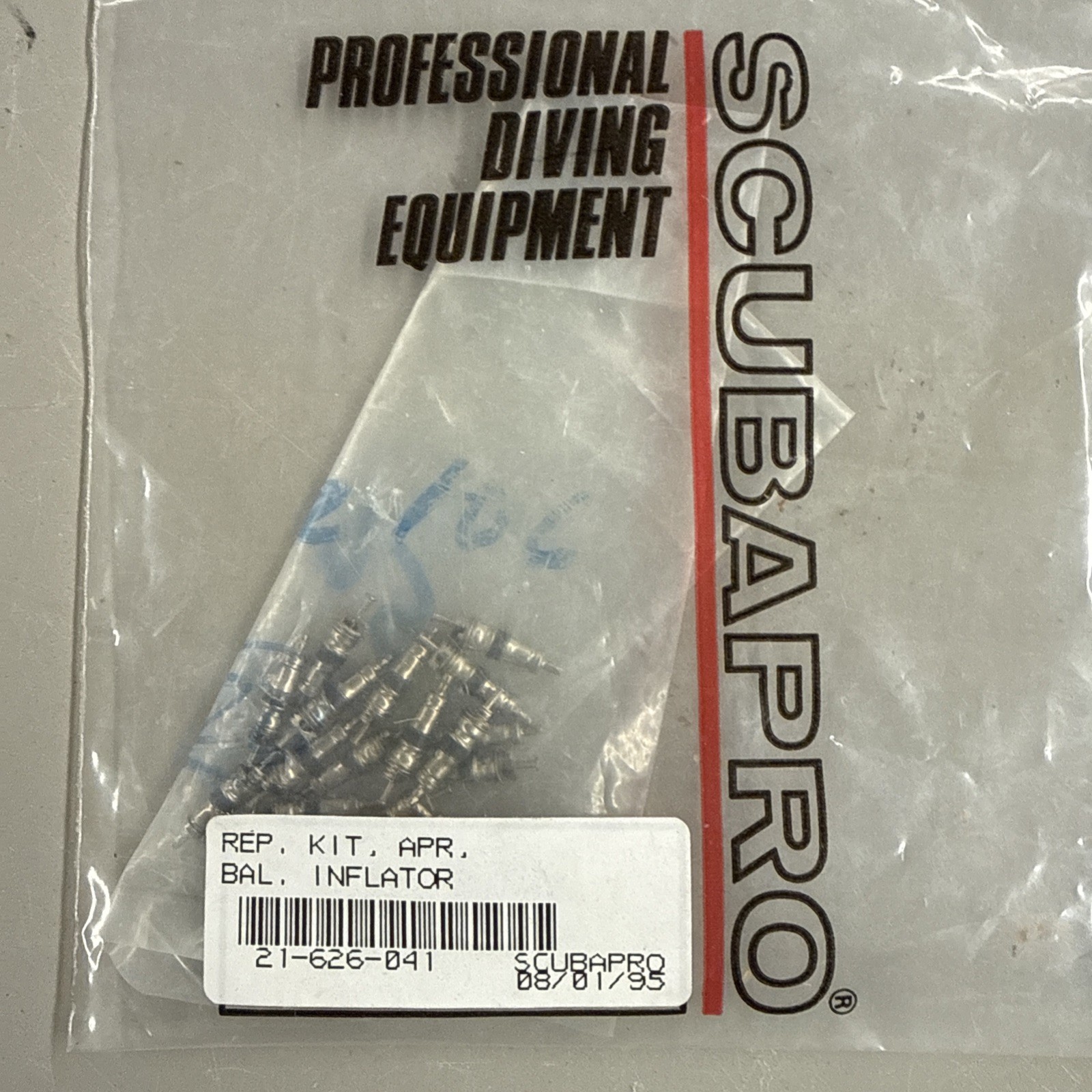 OEM NOS Scubapro Inflator Schrader Valve 21-562-106 lot of 5 with install tool
