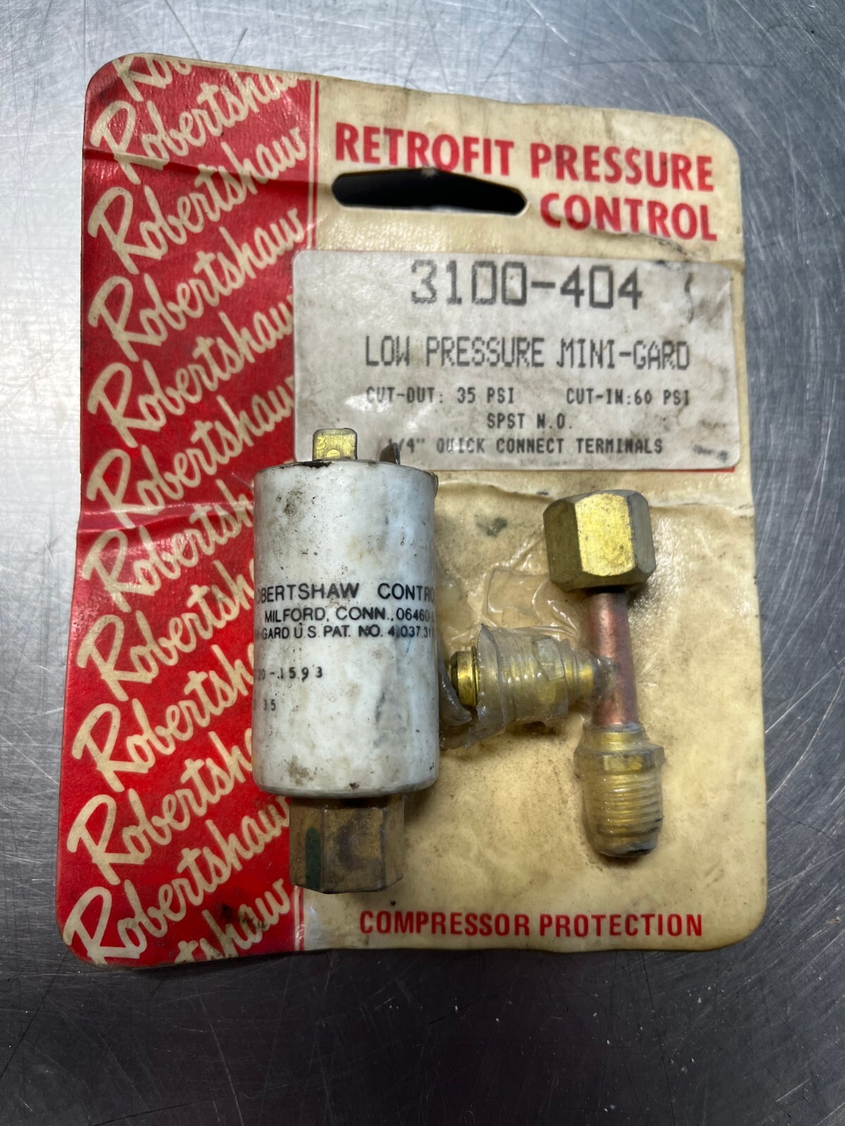 3100-404  Robertshaw 3100404  Low Pressure SWITCH  35-60 PSI  1/4" Inch  SPST/NO