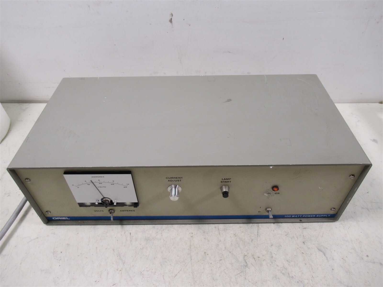 ORIEL 68750 100 Watt Power Supply Laboratory Unit Adjustable Lab Device