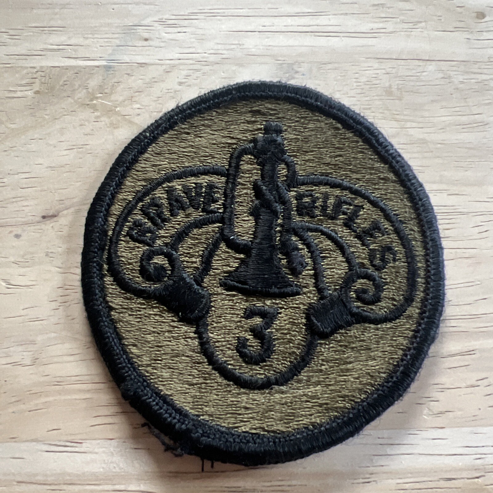 MILITARY PATCH US ARMY 3RD ARMORED CAVALRY REGIMENT BRAVE RIFLES Patch