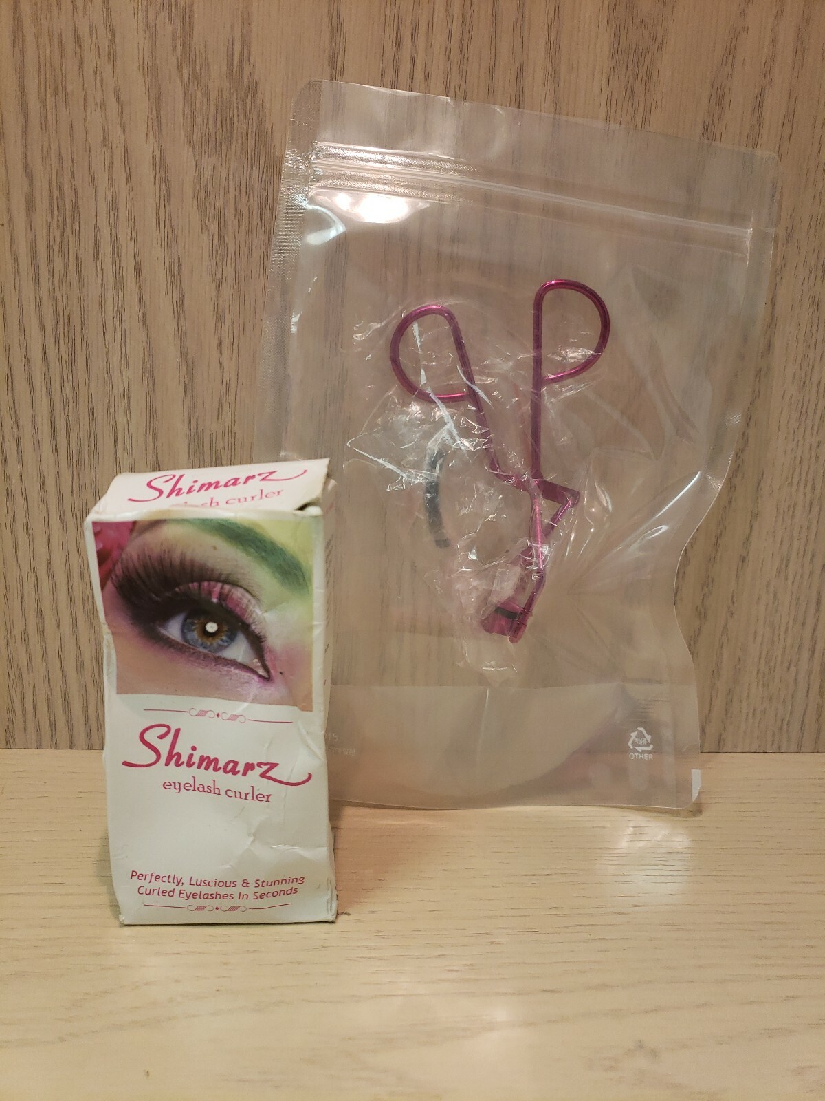 Kit 2x Shimarz Eyelash Curler Extra Refill Pad Included, PINK - NEW! *READ*