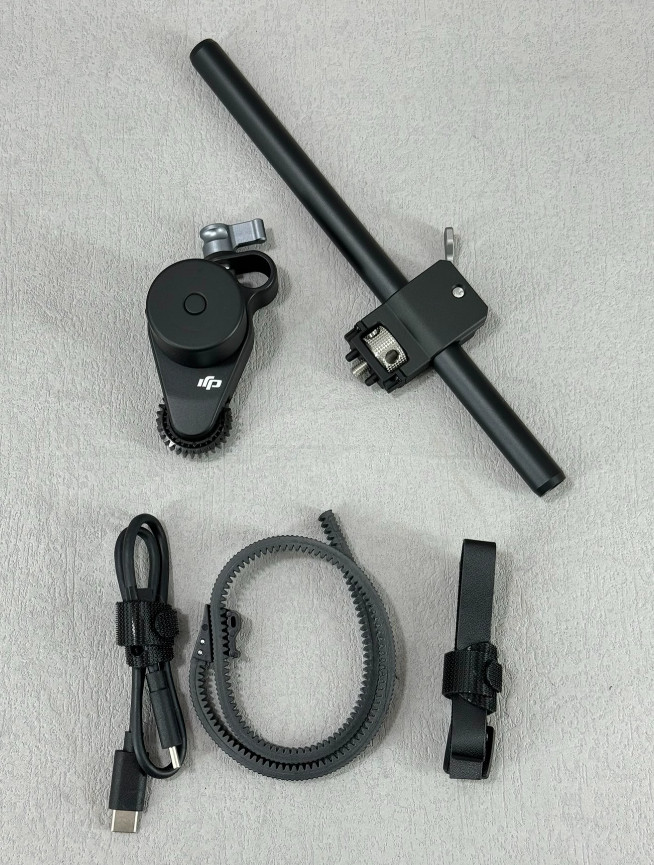 DJI RS Focus Motor (2022) for RS 3/RS 3pro Stabilizer, Lens Control Accessory