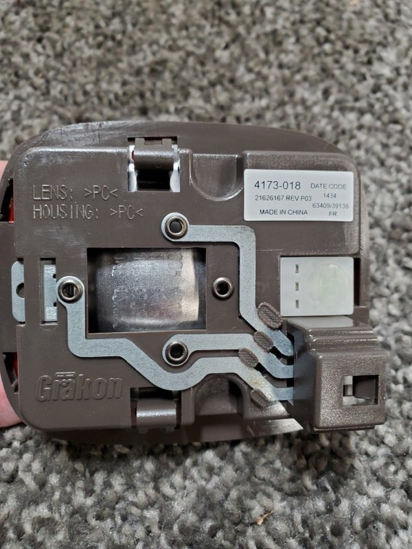 VOLVO light 20703049 - FREE SHIPPING