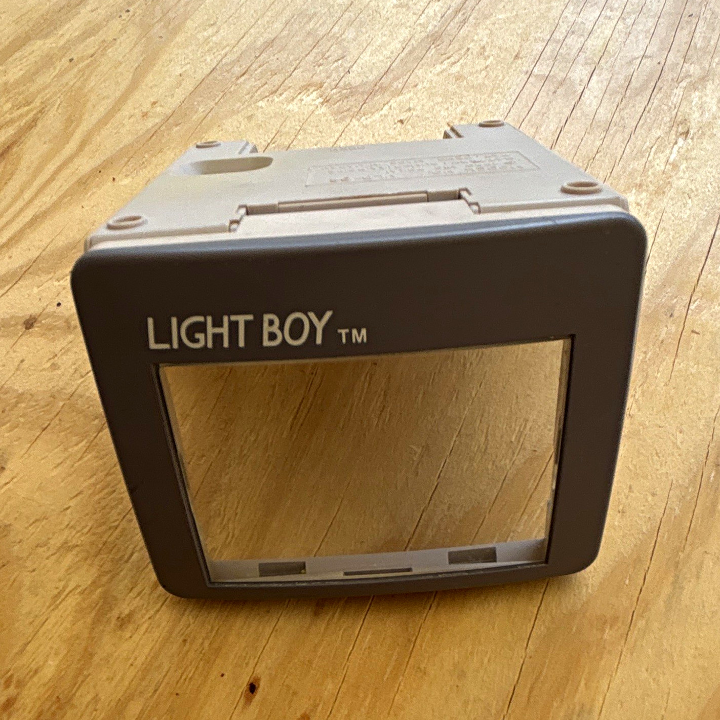 VIC TOKAI Light Boy VLB-02 Clip-On Screen Light Magnifier for Nintendo Game Boy