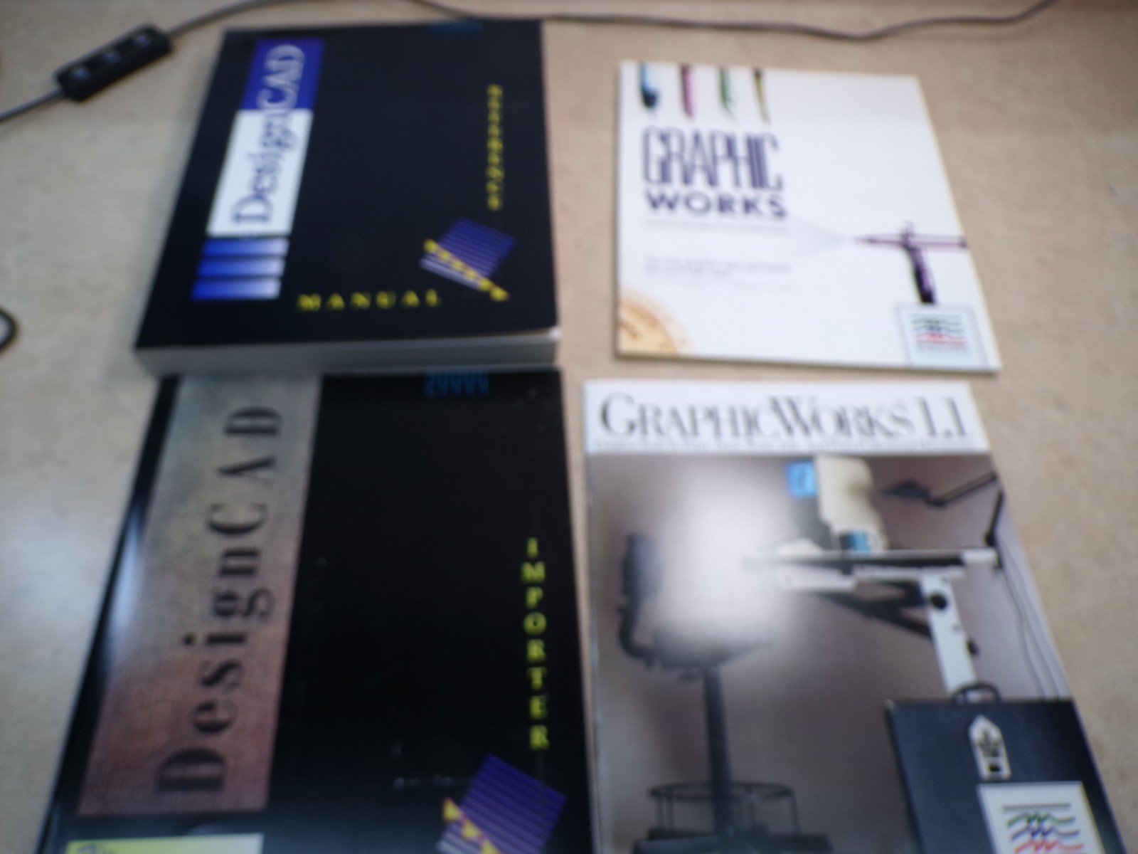 Macintosh DesignCAD & Graphic Works users manuals Vintage Apple MAC Softcover