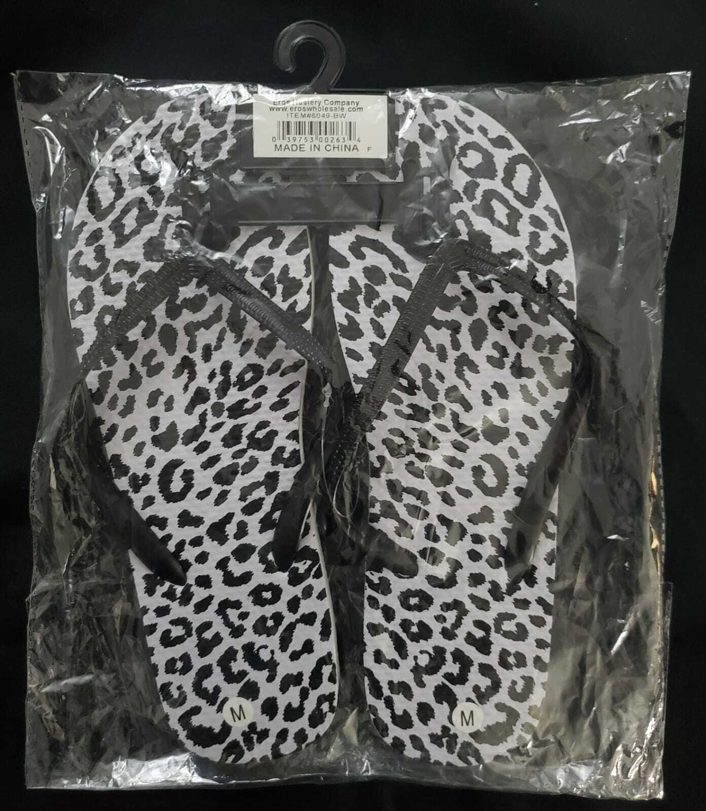 Women's Flip Flops - Black & White