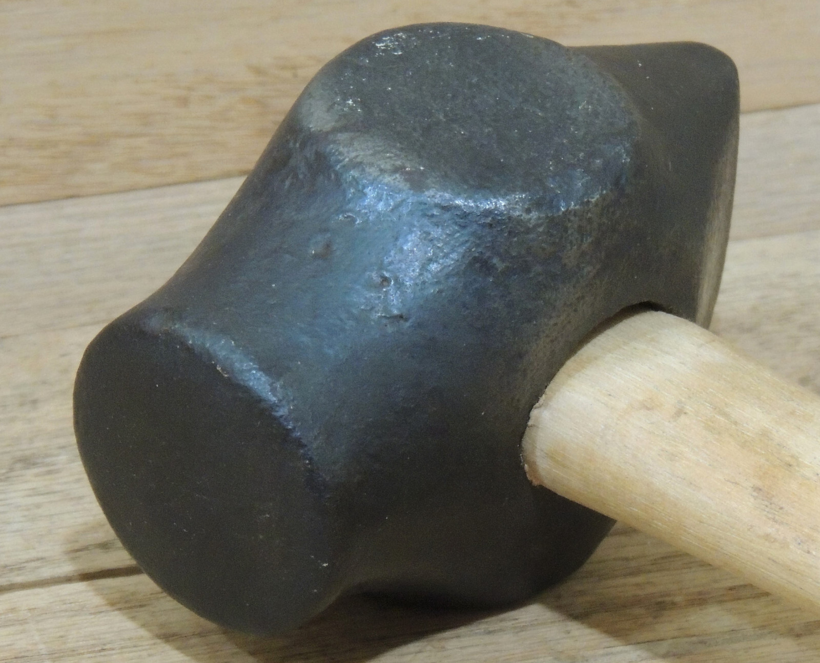 2 lb. 12 oz. UNMARKED FARRIER'S CAT HEAD TURNING HAMMER-BLACKSMITH-HELLER