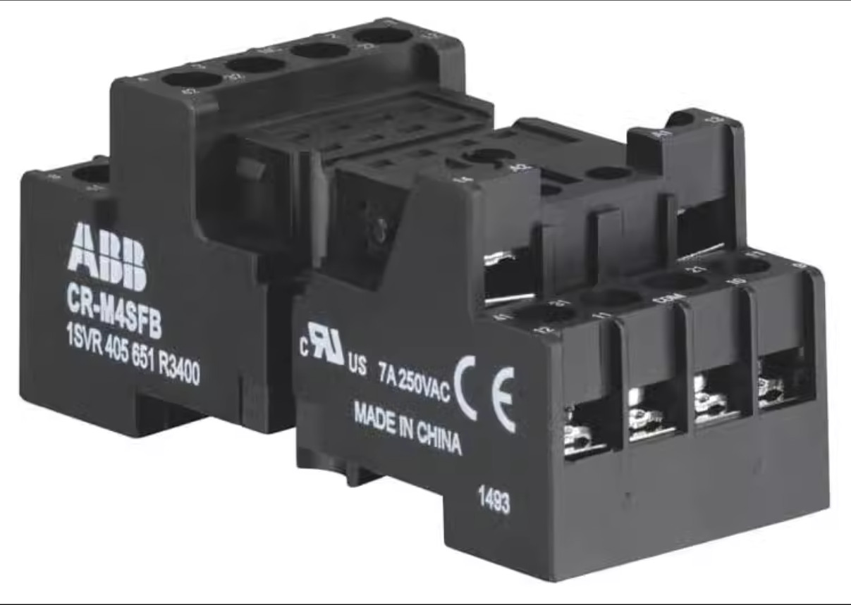 1PC New ABB Relay base CR-M4SFBN #LL