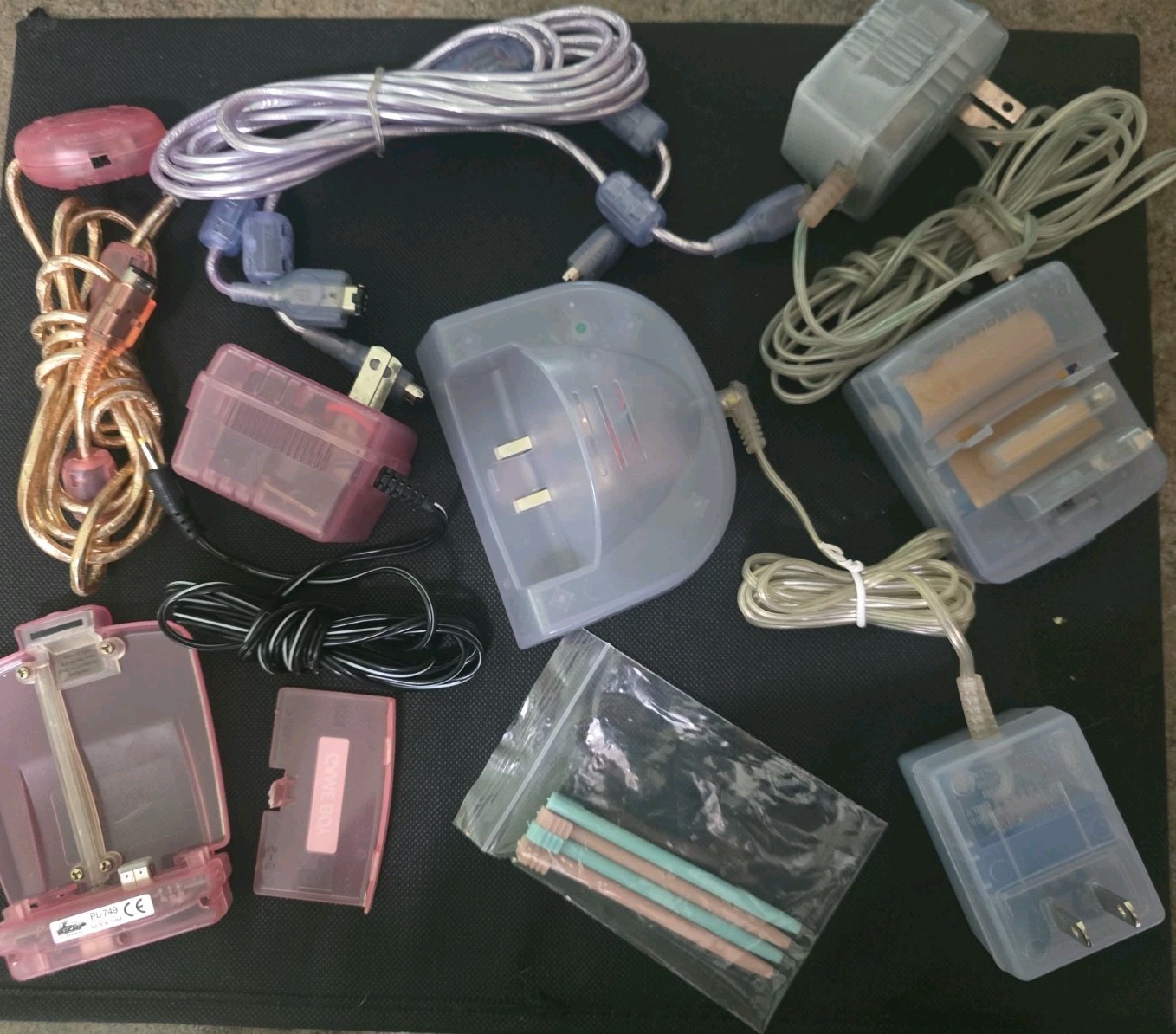 Lot of Gameboy Advance Vintage  accessories Pink and Blue Has Link Cables !!!