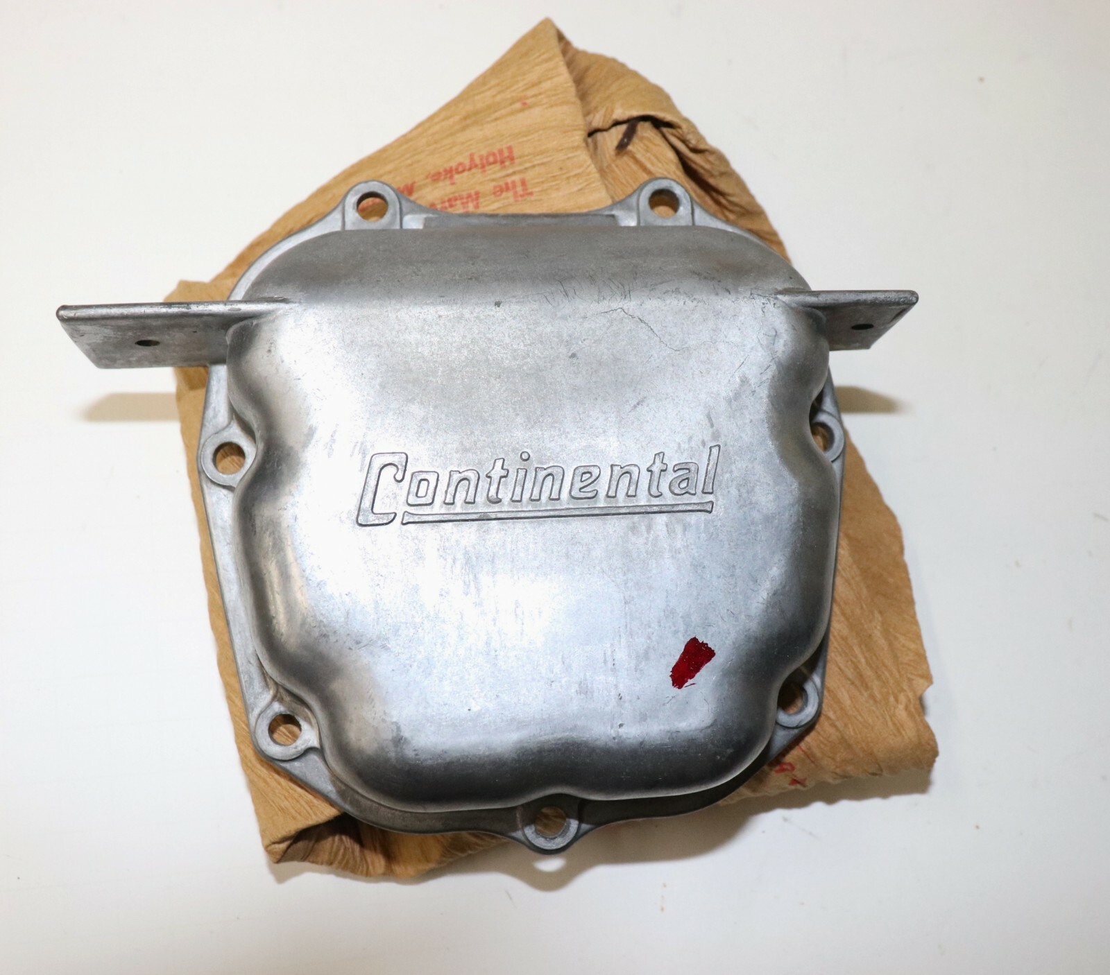 Continental E185, E225 Aluminum Valve Cover, PN 532450, New in Paper