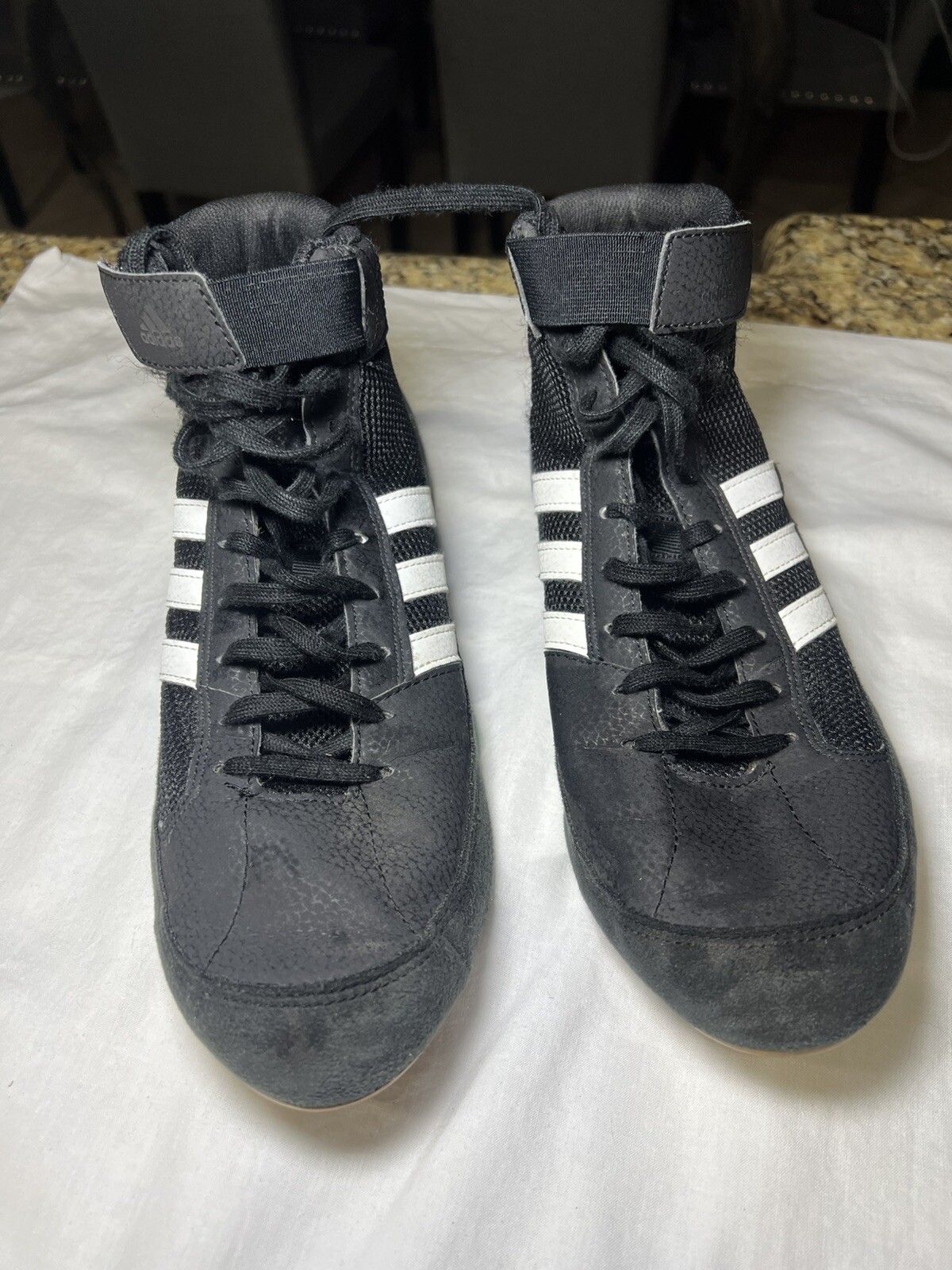 Adidas Men's HVC Wrestling/Boxing  Shoe Size 10.5  Black and White