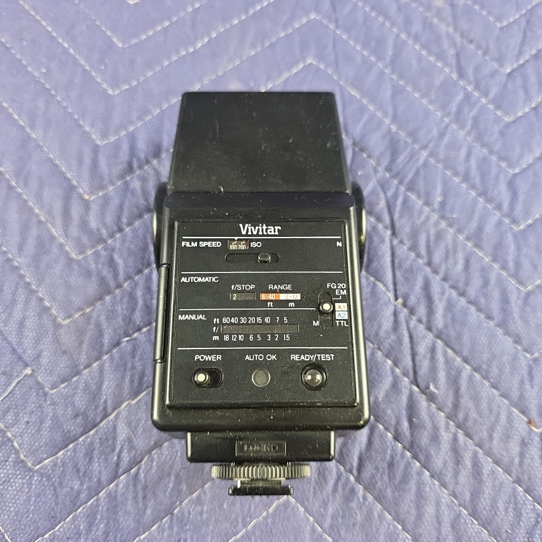 Vivitar Auto Thyristor 550FD Flash Unit – Tested Working