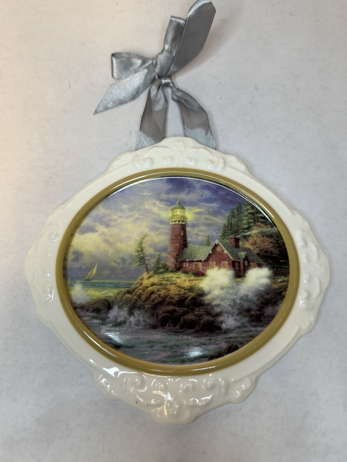 Thomas Kinkade Ceramic Plaque "Courage" New In Box 6 1/4" Diameter
