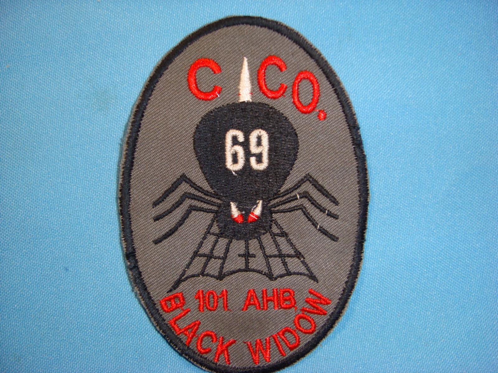 VIETNAM WAR PATCH, US 101st ASSAULT HELICOPTER BATTALION BLACK WIDOW