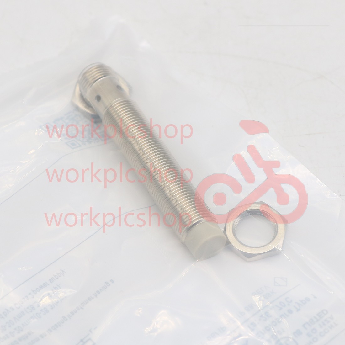 1Pc IFM IFT217 Inductive Sensor Threaded Type 10...30 DC PNP New