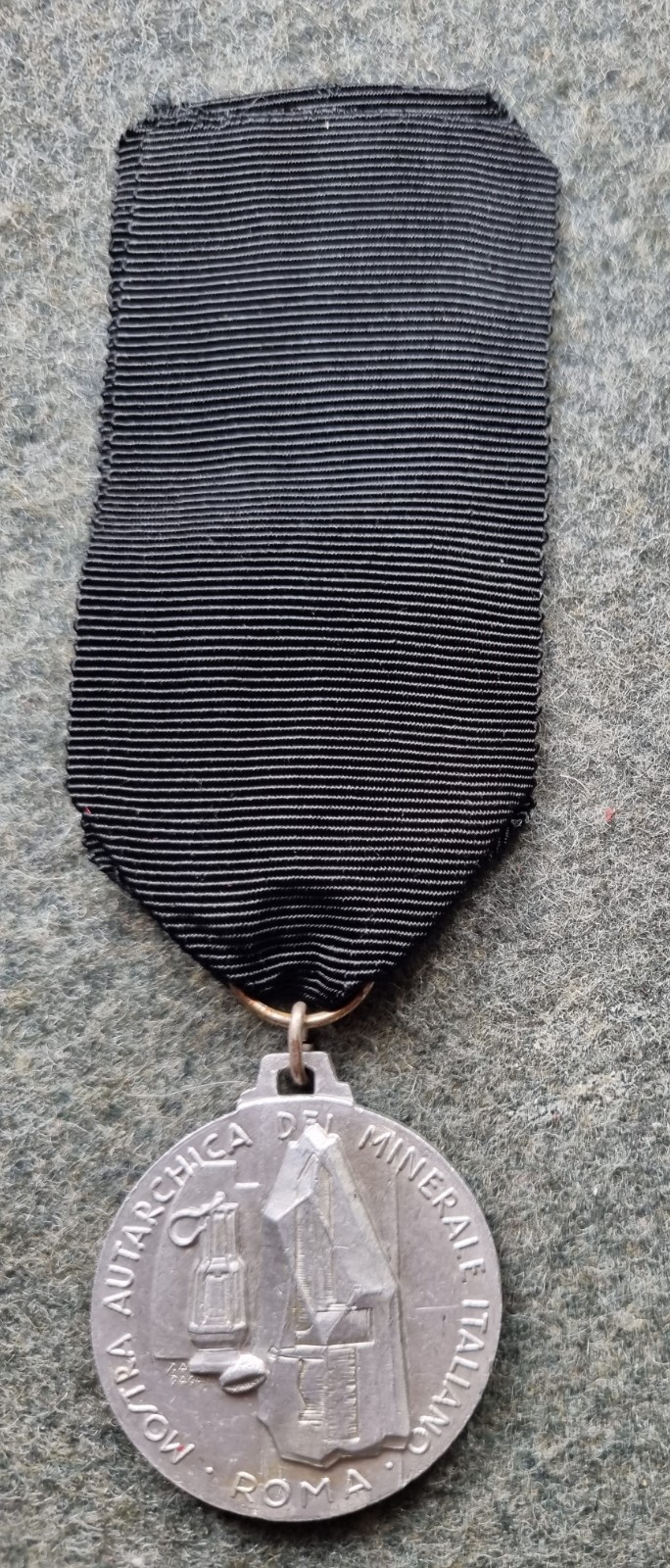 KINGDOM OF ITALY MEDAL AUTARCHIC EXHIBITION OF ITALIAN MINERAL ROME YEAR XVII