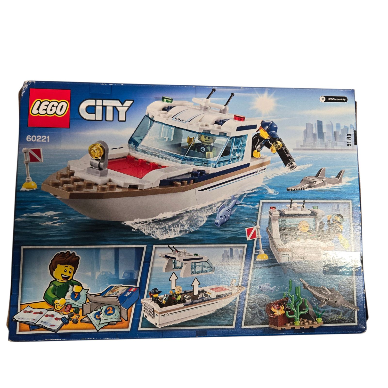 60221 DIVING YACHT lego LEGOS city town  boat kit set scuba diver shark fish NEW