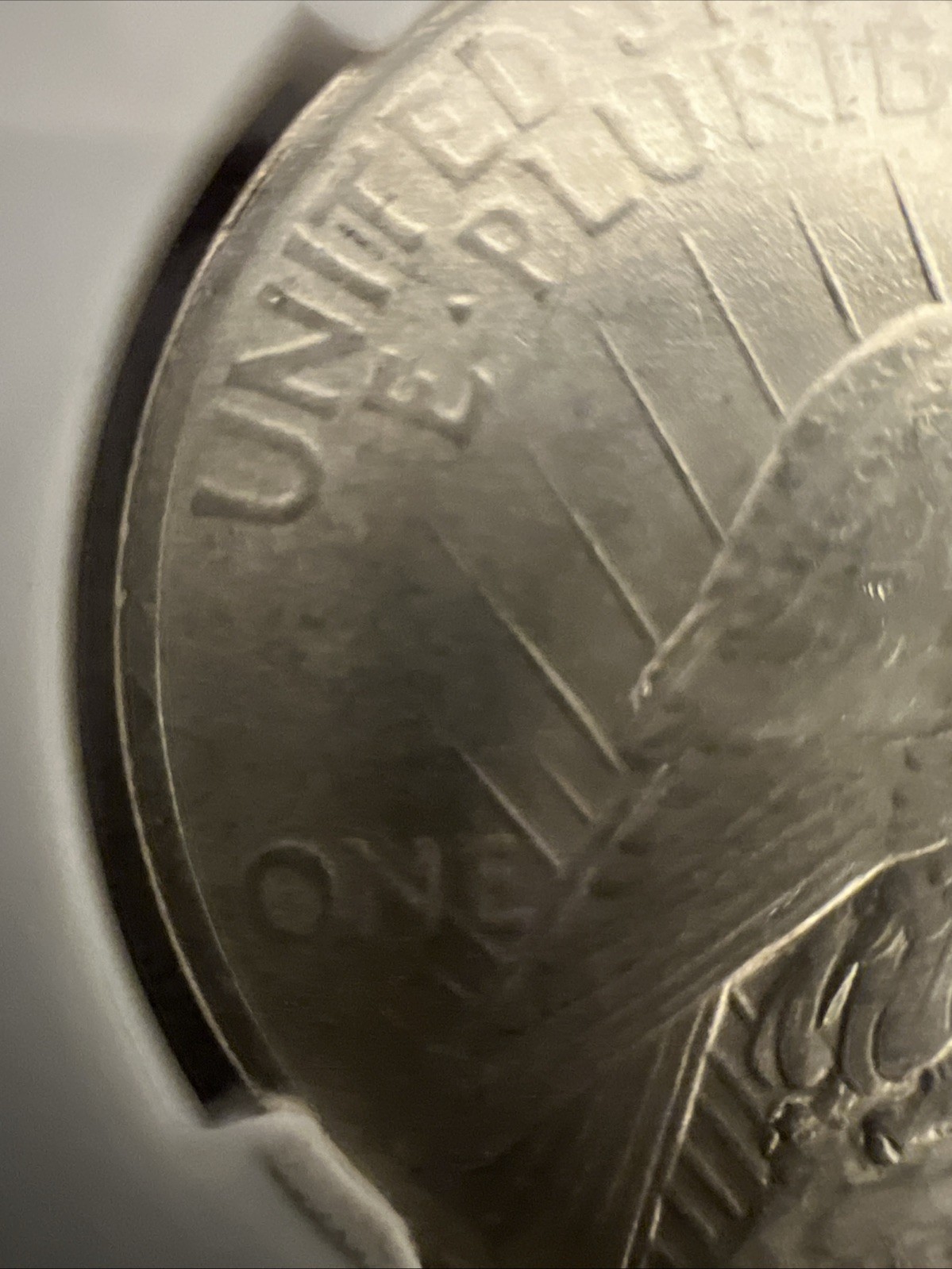 1922-P PEACE SILVER DOLLAR