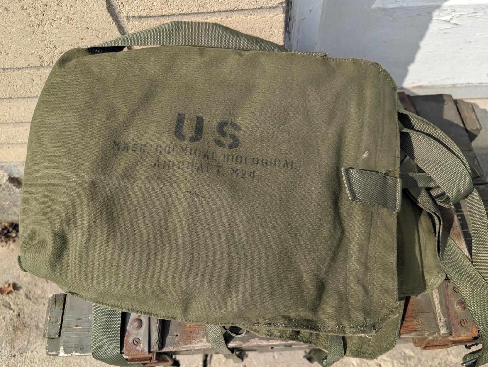 US M24 Aircraft Gas Mask Carrying Bag