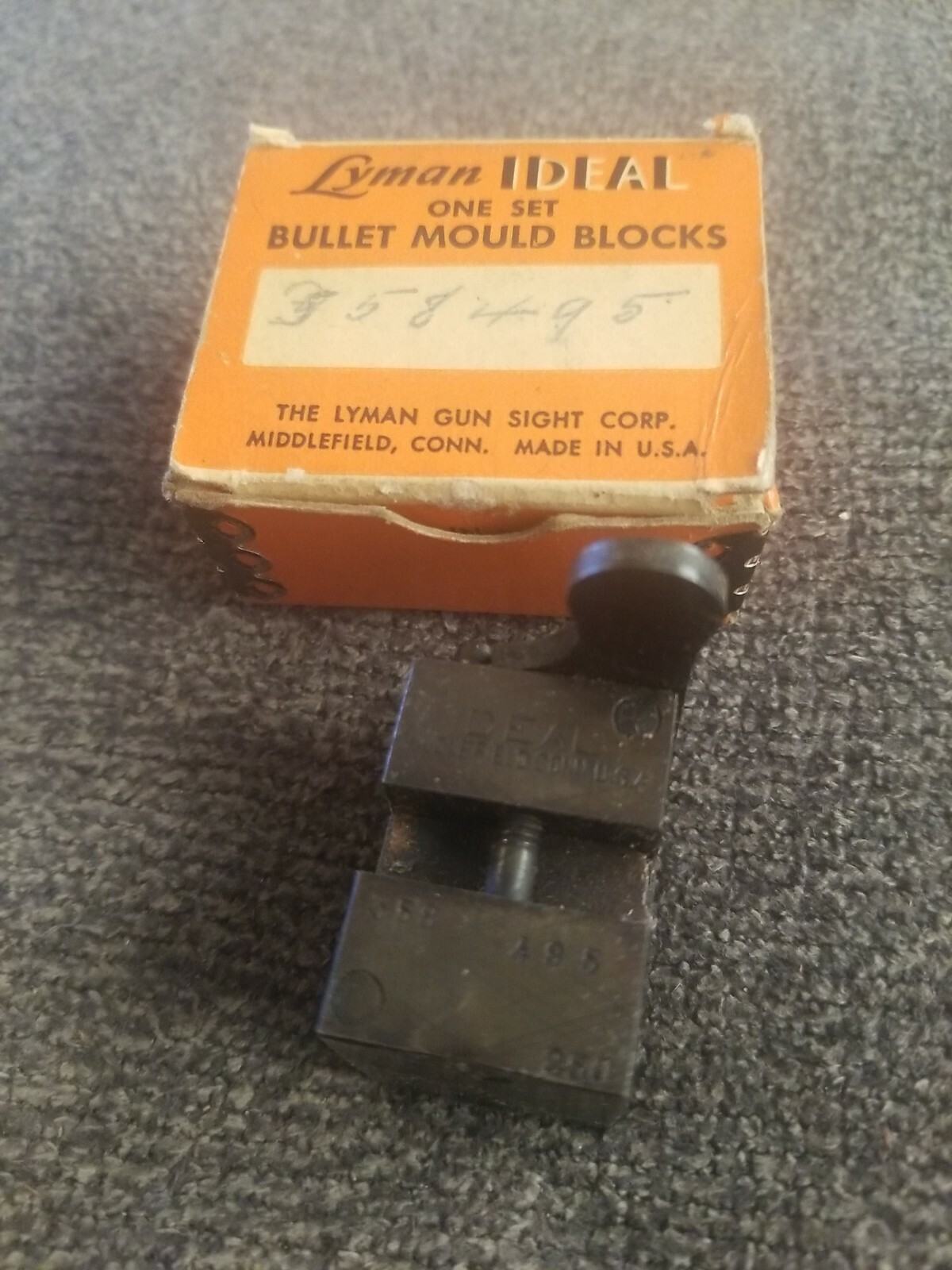 Vintage Lyman Ideal bullet Mold blocks 358495. Original box Q6