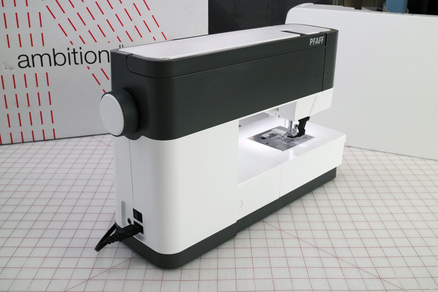 PFAFF Quilt Ambition 630 Sewing Machine IDT System Touchscreen