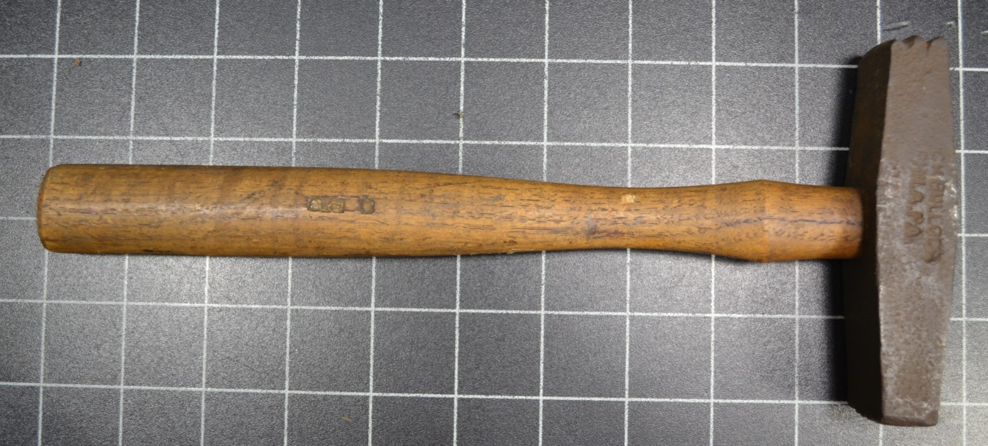 C. K. BULLOCK - PHILADELPHIA, PA - MASONS' BUSH HAMMER - 1 1/2# HEAD