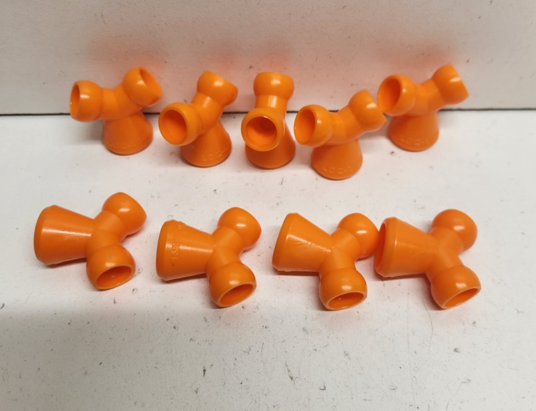 LOT OF 9 NEW NO BOX! LOC-LINE 1/4" 'Y' FITTINGS 41408