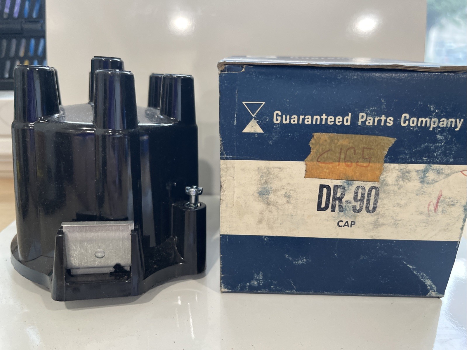 Guaranteed Parts Distributor Cap DR-90