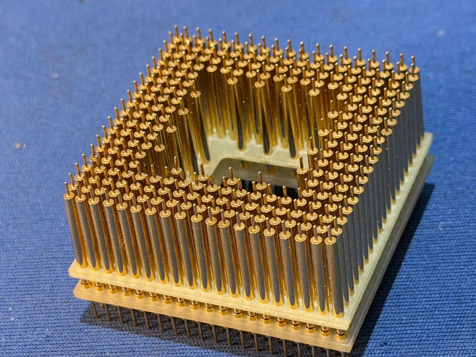 SOCKET ADAPTER 213+ GOLD PINS 4 OZ'S NEW NOS VERY COLLECTIBLE VINTAGE LAST ONE