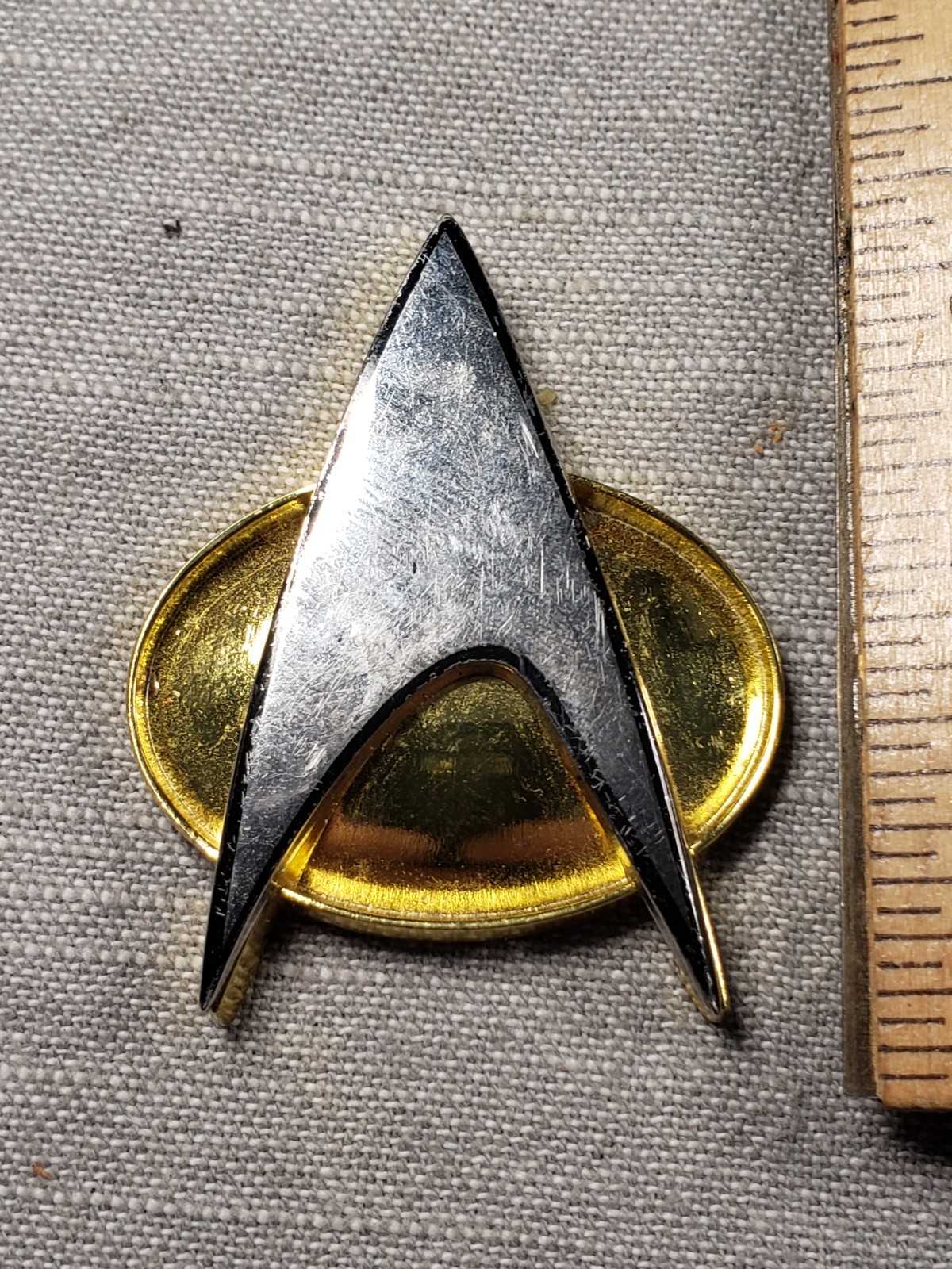 Vintage Star Trek Com Badge Symbol Souvenir Fridge Magnet  C72
