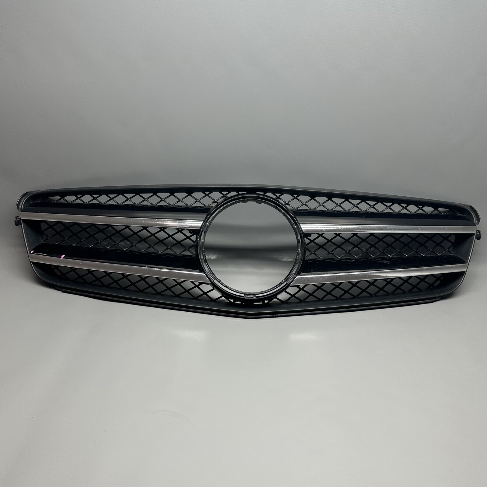MERCEDES BENZ C300 GRILLE 2012 2013 2014 OEM A2048802183
