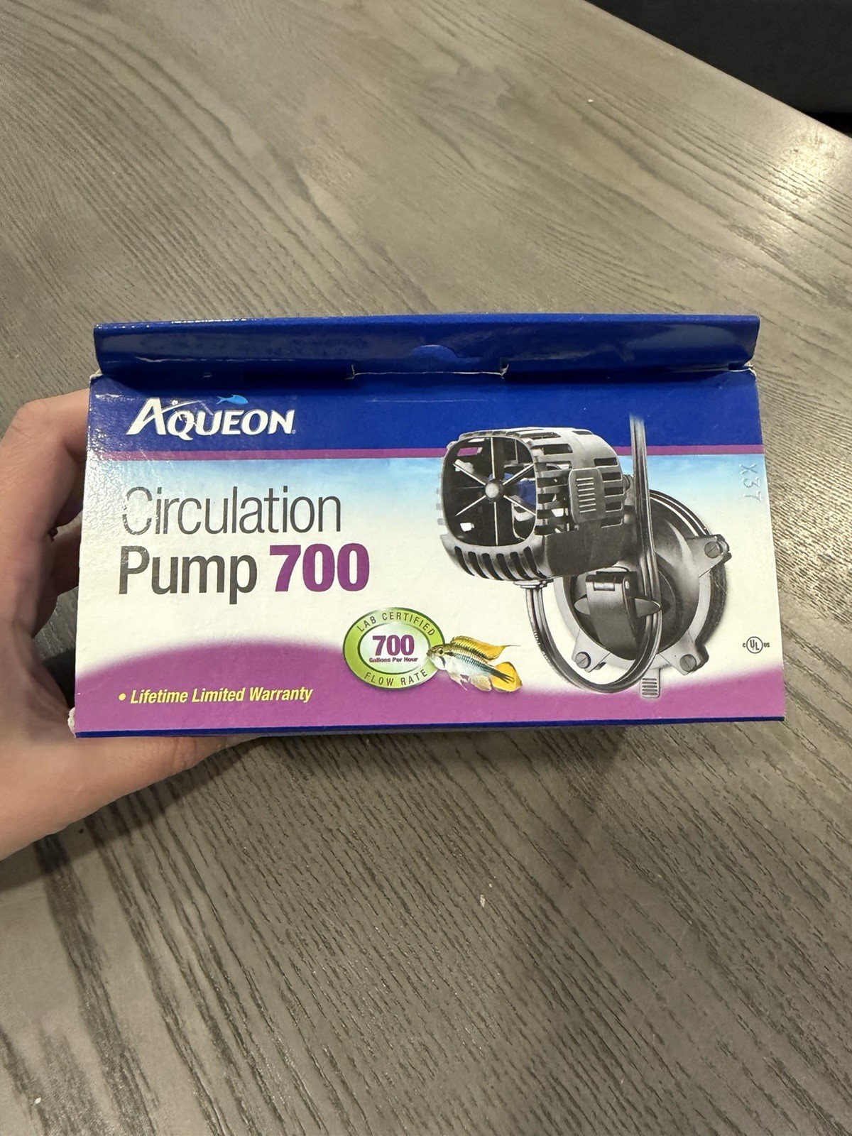 AQUEON Circulation Pump 700 for 30-55g Aquarium