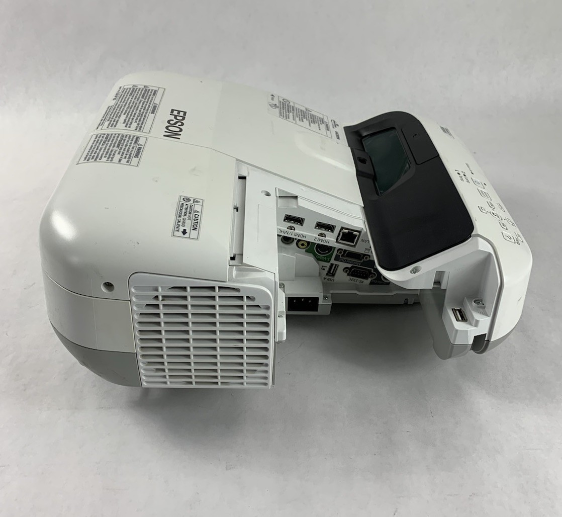 Epson Powerlite 585W H602A Projector 3000 Lamp Hours w/ Remote - Missing Cover