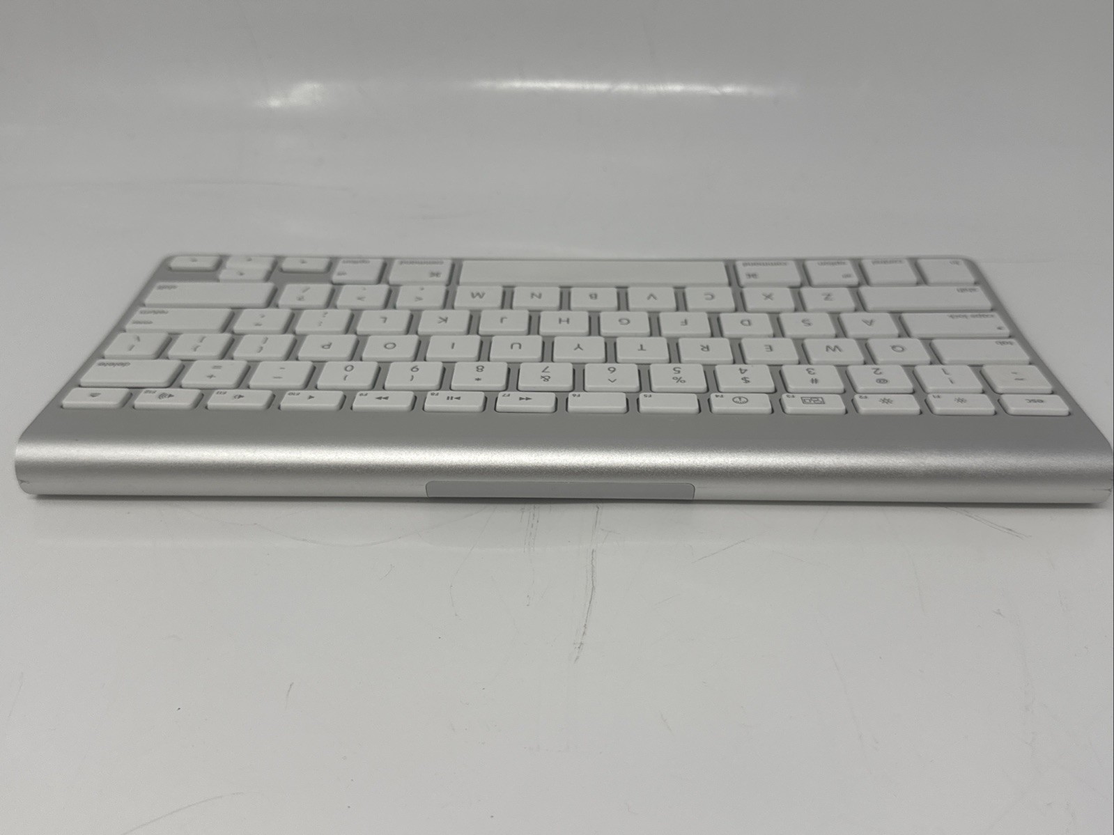 Genuine Apple A1314 Bluetooth Wireless Magic Keyboard Bluetooth TESTED WORKING!