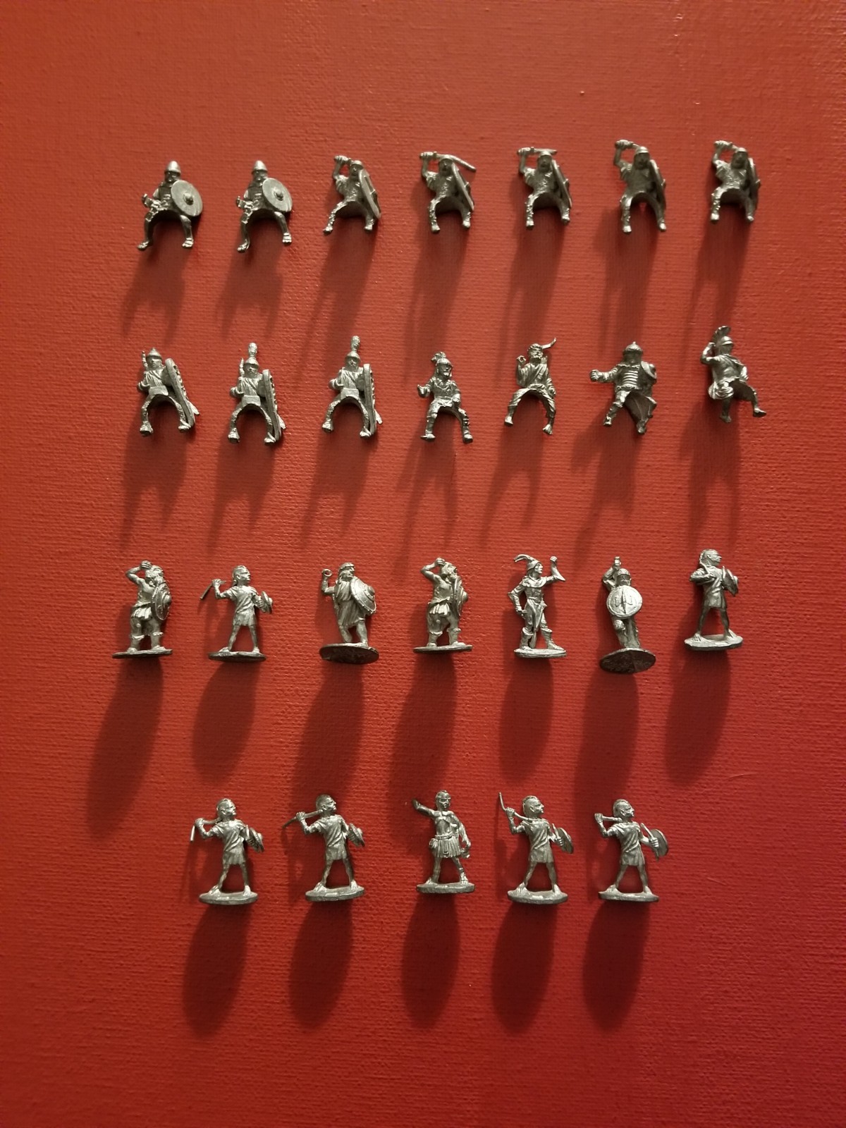 RAL PARTHA - VINTAGE MINIATURES - NICE LOT OF 27 METAL FIGURES - LATE 1970'S