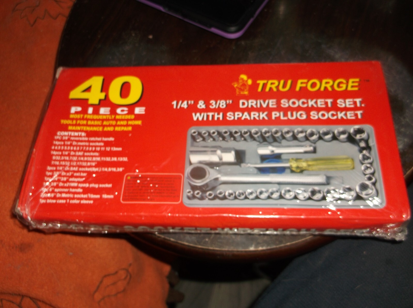 TRU FORGE 1/4"& 3/8" Drive 40 Piece Socket Wrench Set WITH SPARK PLUG SOCKET