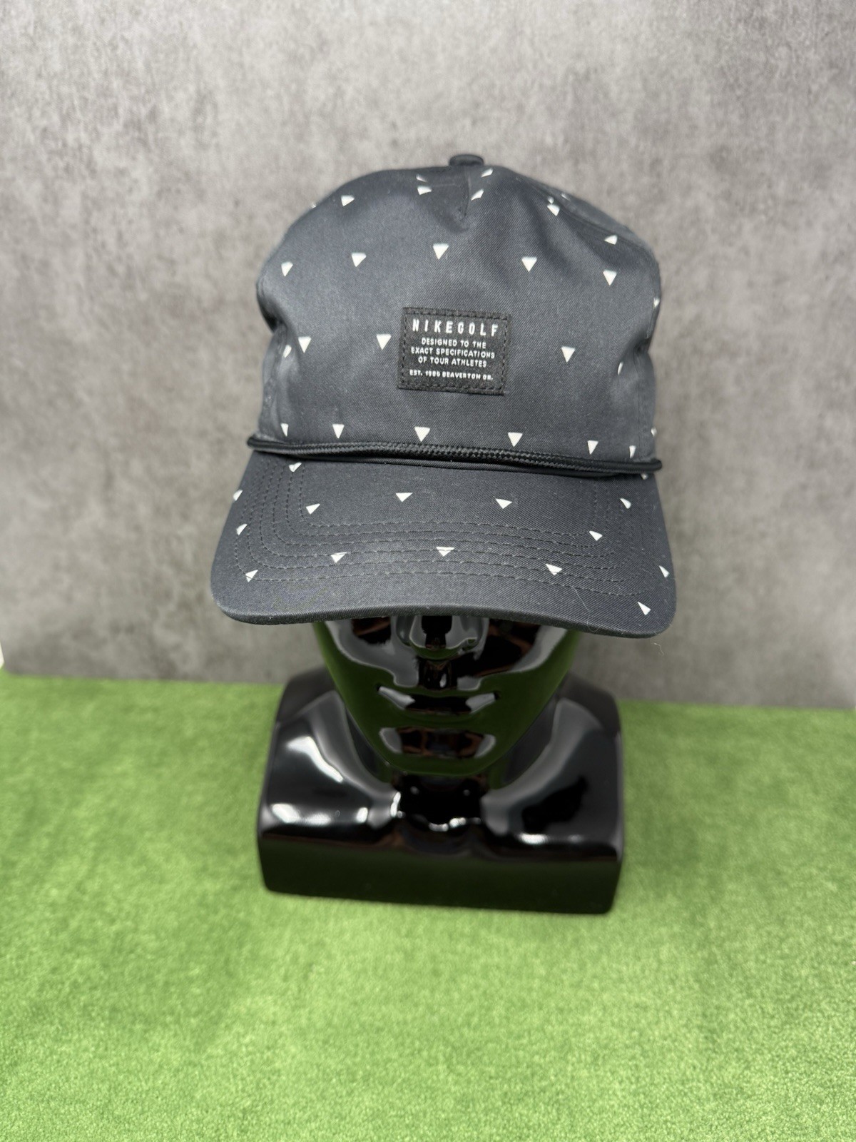 Nike Golf Aerobill Classic 99 Dri-fit Strapback Adjustable Hat Cap Black