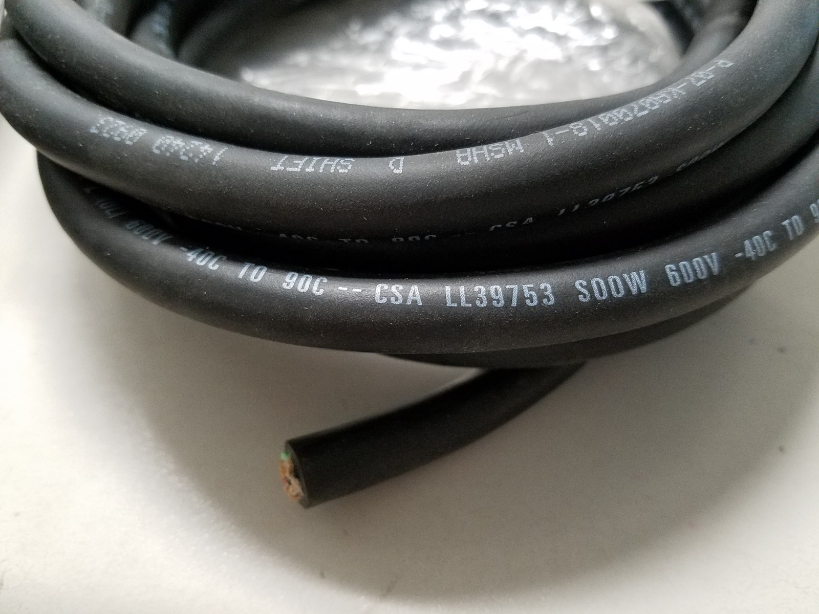 16/3 SOOW 16 AWG 12 FEET USA Portable Outdoor Indoor 600 V Flexible Wire Cable