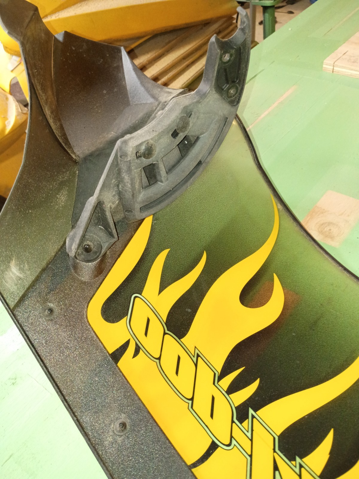 2006 Skidoo Mxz 600 Ho Snowmobile Windshield With Hand Guards