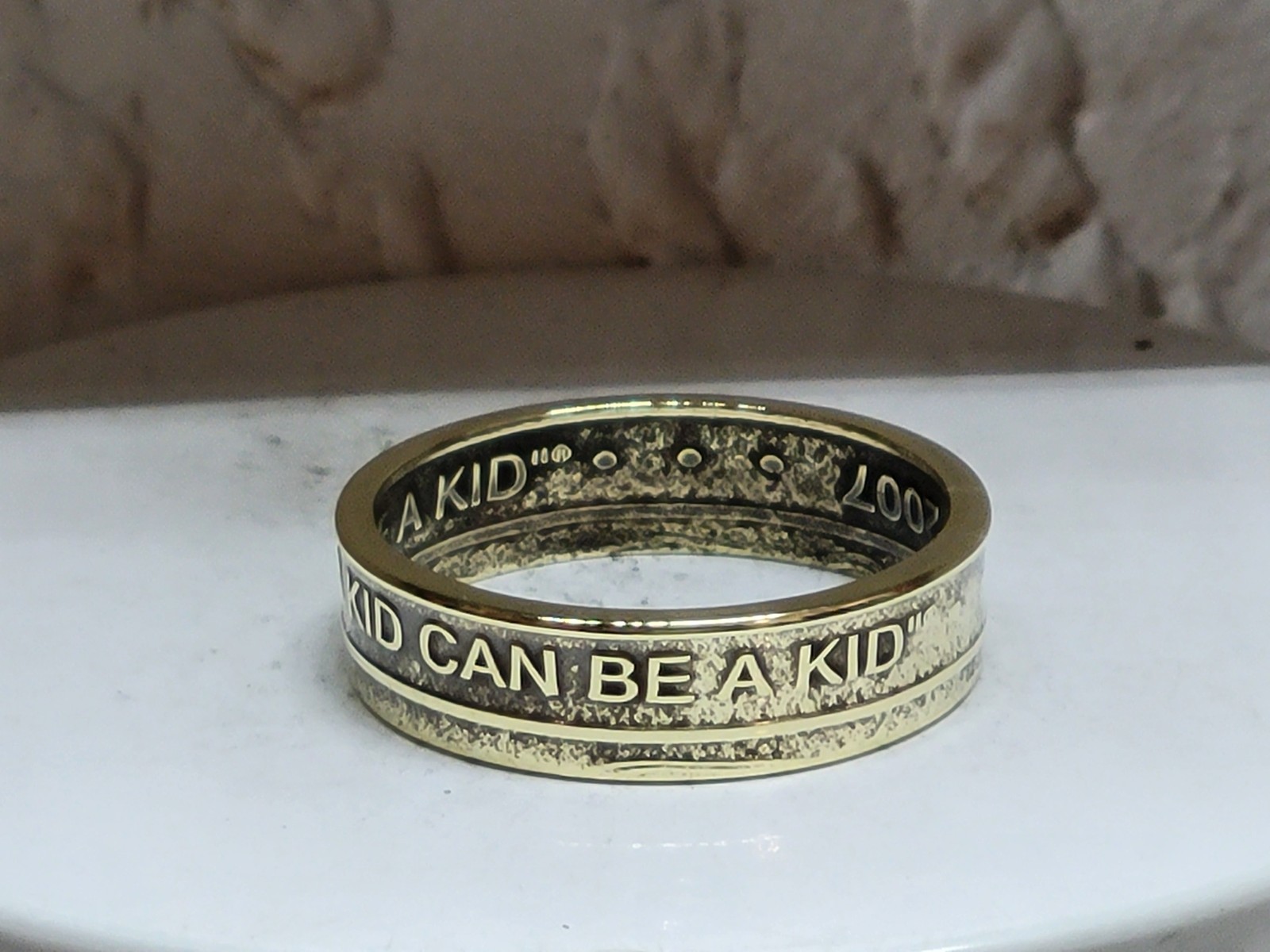 CHUCK e CHEESE - 2007 - Size 11 Token Coin Ring