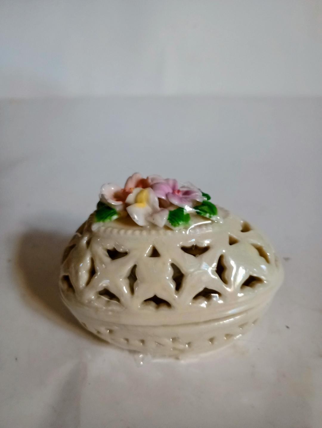 Vintage White Oval Filigree Egg trinket dish