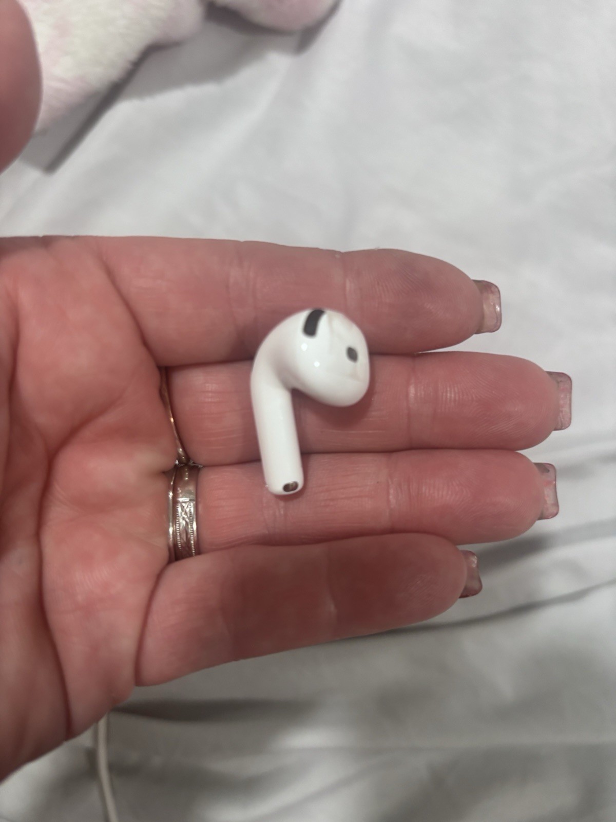 AirPod 4 with USB-C Charging Case 4th generation White