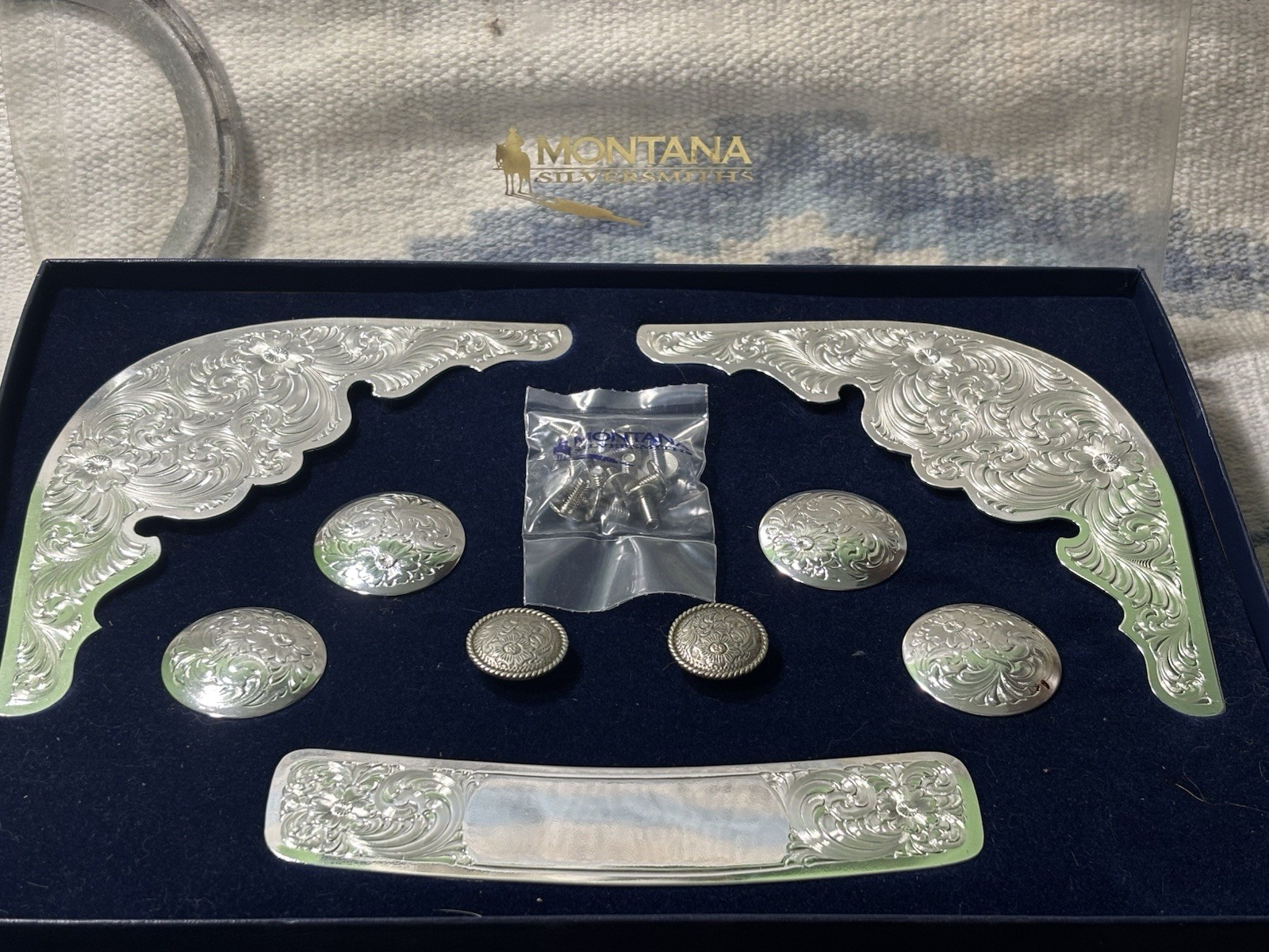 NOS Montana Silversmiths Western Saddle Silver Trim Kit Plates Conchos Box Set