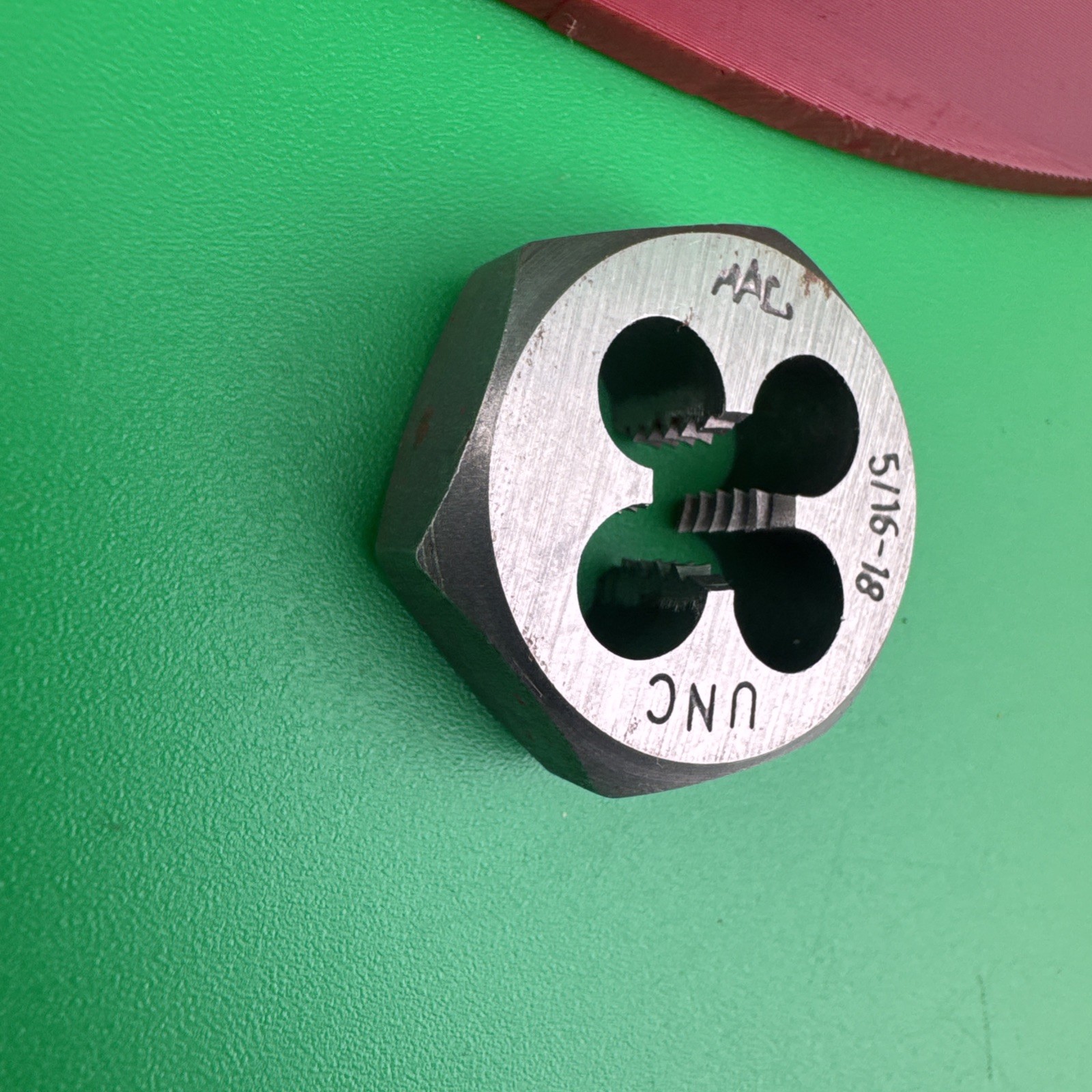 Mac Tools 6527DIA SAE Hexagonal Die 5/16"-18 NC - 1" Shank